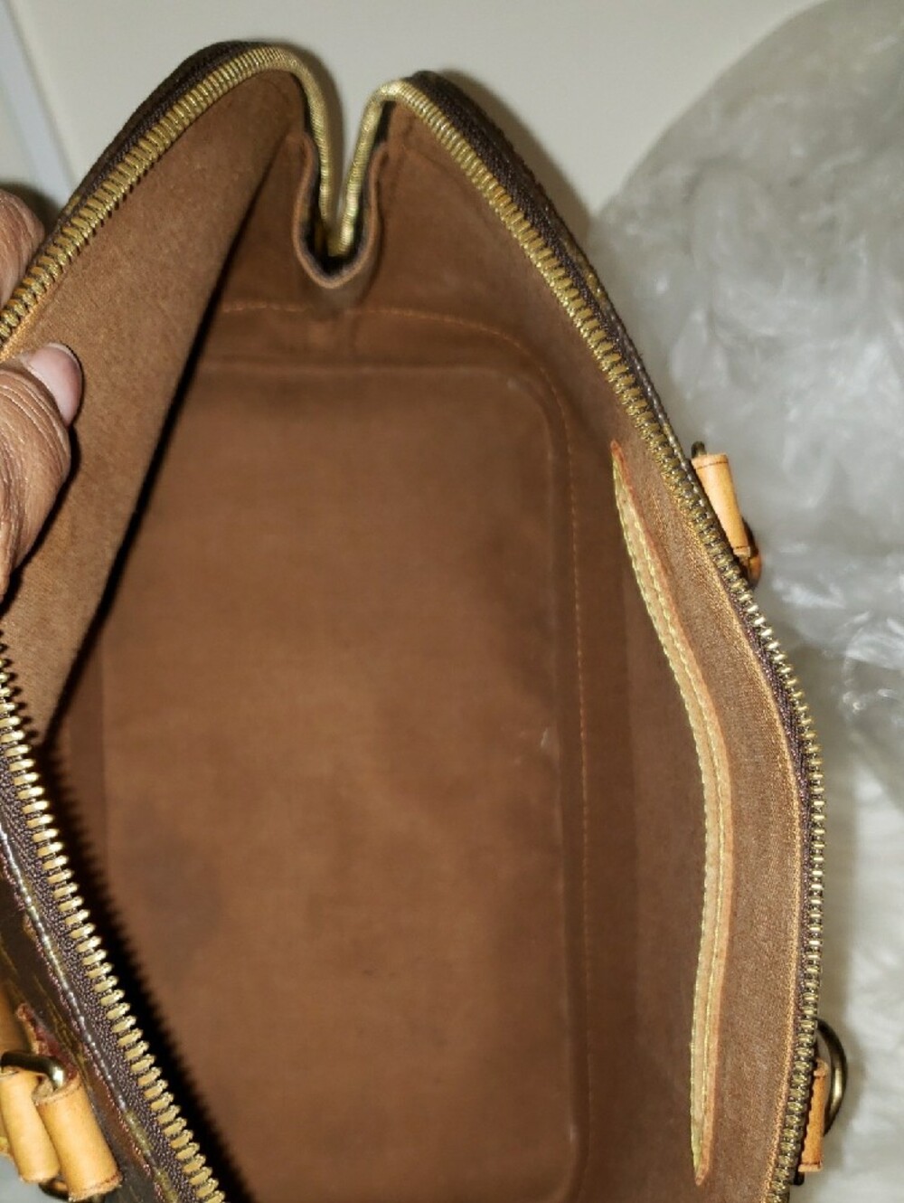 Louis Vuitton Monogram Canvas Alma Satchel in Brown and Tan - Picture 4 of 15